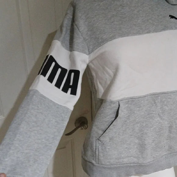 Puma Children's Hoodie Sweatshirt in Gray and White size L