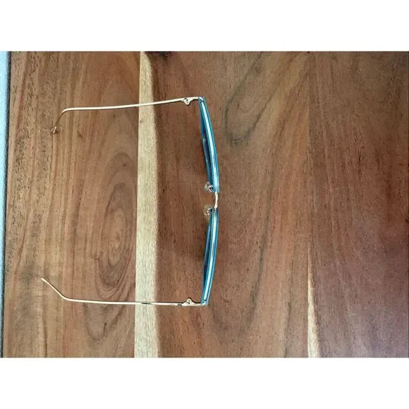 Trendy Blue Cat-Eye Sunglasses