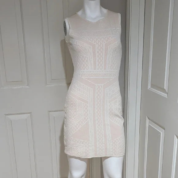 Carmen Marc Valvo Ivory Lace Mini Dress S