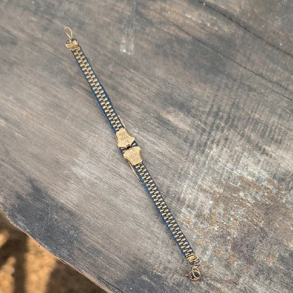 Stylish Zipper Bracelet in Blue and Gold