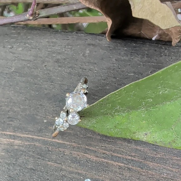 Dazzling Gold and Silver Women's Ring