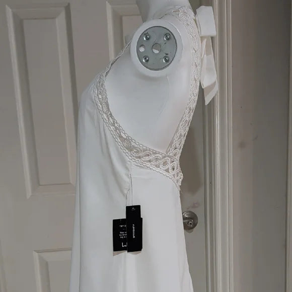 NWT Lulu's White Lace Halter Mini Dress M