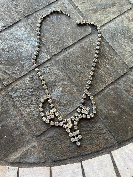 Retro Silver Tone Rhinestone Prong Art Deco Droplet Choker