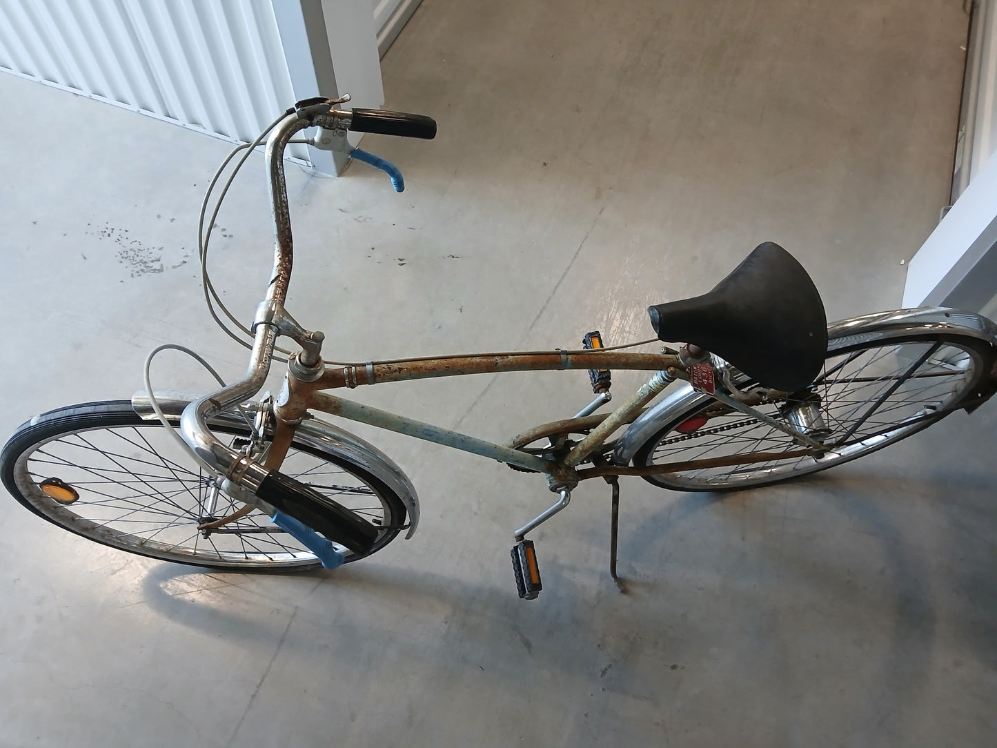 Vintage 1960s Schwinn bike