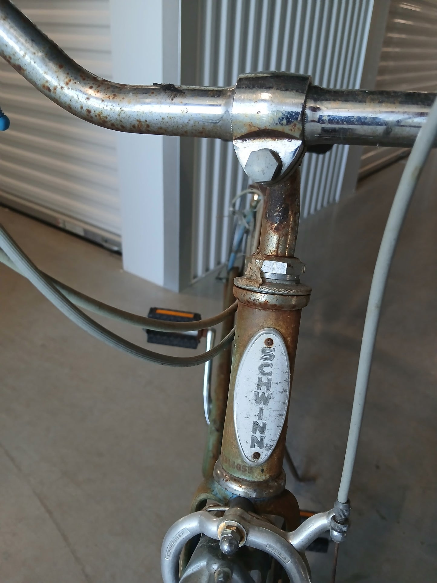 Vintage 1960s Schwinn bike