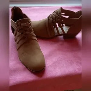 Sale! NwoT Coldwater Creek Nubuck Leather Women's Tan Ankle Boots Size 8