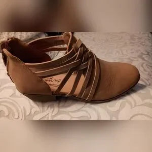 Sale! NwoT Coldwater Creek Nubuck Leather Women's Tan Ankle Boots Size 8